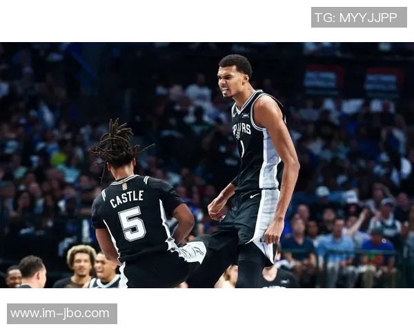 开拓者媒体人调侃交易文班亚马是否需要整支球队来换取 开拓者媒体人调侃交易文班亚马是否需要整支球队来换取