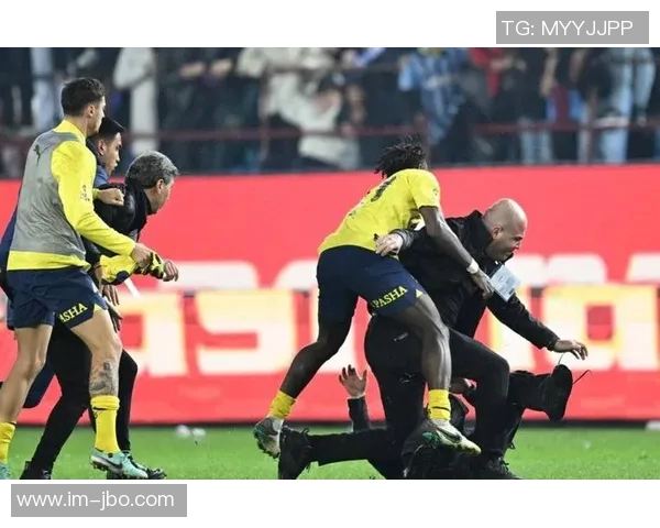 帕夫利季斯在本菲卡首次失点终结15罚全中纪录对阵尤文滑倒成关键时刻 帕夫利季斯在本菲卡首次失点终结15罚全中纪录对阵尤文滑倒成关键时刻