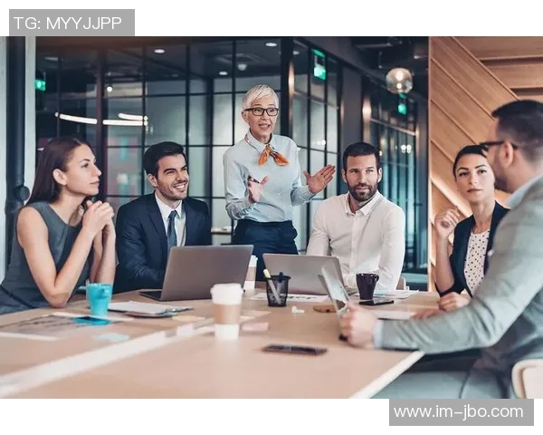 约维奇谈热火团队氛围强调相互鼓励共克难关